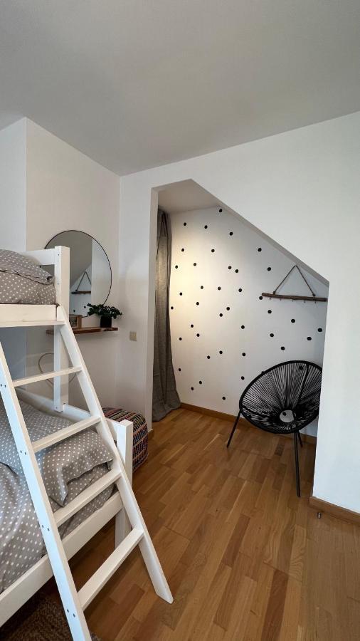 Atico De Diseno Con Terraza En El Centro De Olot Apartman Kültér fotó
