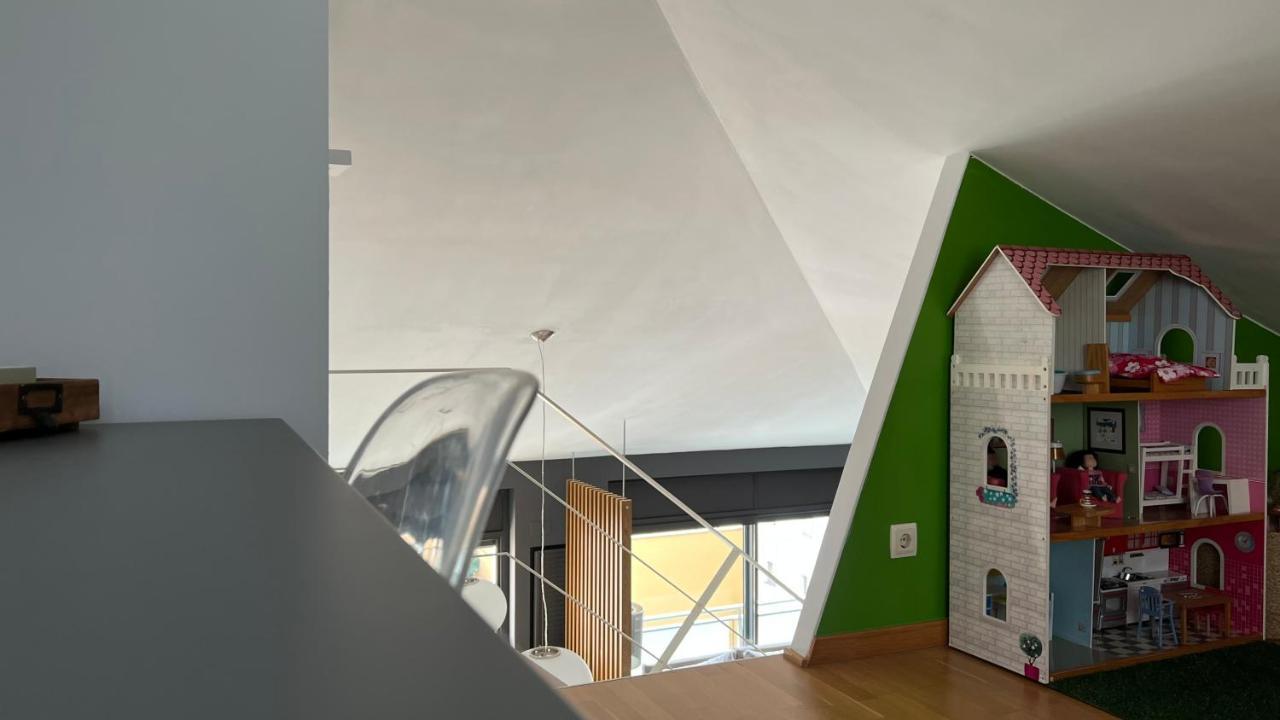 Atico De Diseno Con Terraza En El Centro De Olot Apartman Kültér fotó